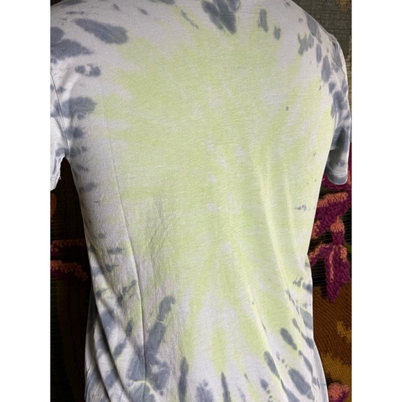 Pam & Gela Graphic Tee S - Picture 7 of 12